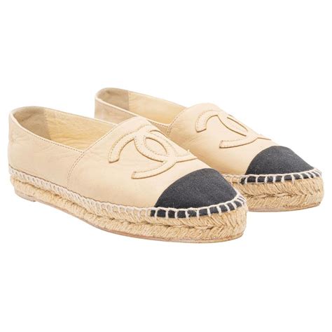 espadrillas donna chanel|chanel espadrilles logo.